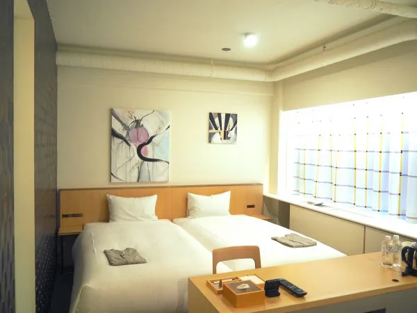 アートレビュー】飯田美穂個展「目の絵 | menuet」│週末の。アート